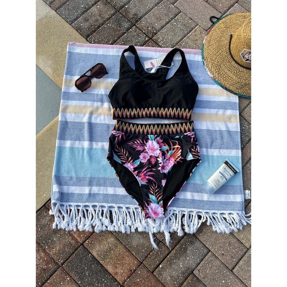NWT, Women, High Waist Bikini Set, Black and Floral, Sz M - Picture 1 of 11